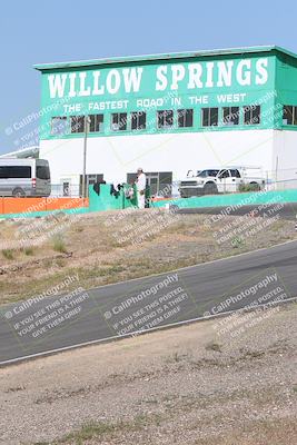 media/Apr-20-2025-AHRMA (Sun) [[393a79c373]]/Race/Group 11 early race/Turn 4b/